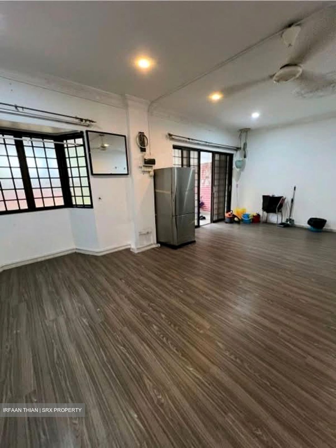 Fuyong Estate (D23), Terrace #566312211